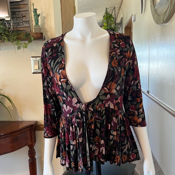 Torrid Black Floral Knit Babydoll Jacket - Picture 1 of 7